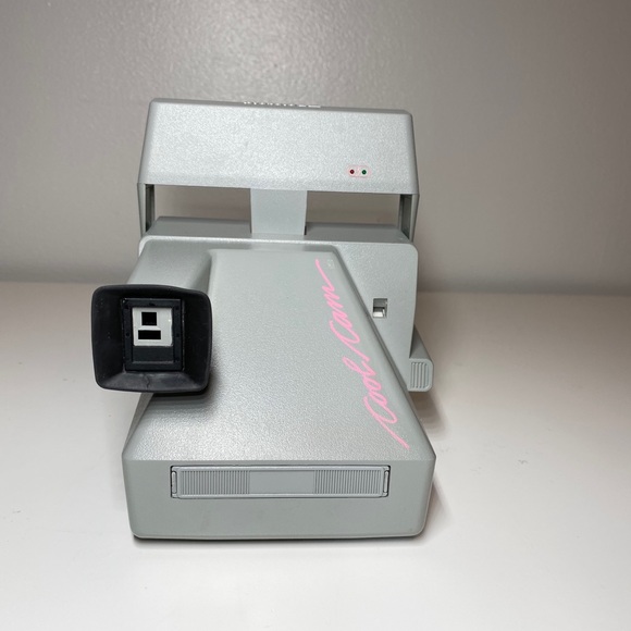 Vintage Polaroid Cool Cam 600 Pink & Gray Film - Picture 4 of 8